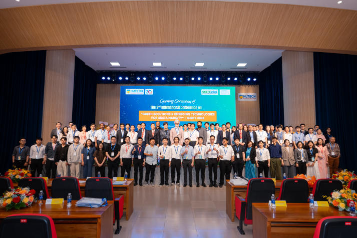 [Video] 10 dấu ấn HUTECH 2025: Khẳng định tầm vóc - Vững bước tương lai 162