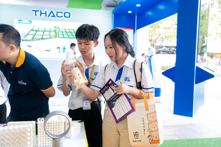 HUTECH booth makes an impression at GRECO 2025 with green innovation and industry 4.0 technologies 100