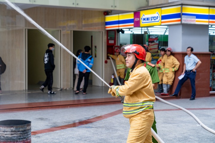 HUTECH tổ chức thành công diễn tập Phòng cháy chữa cháy và Cứu hộ cứu nạn 61