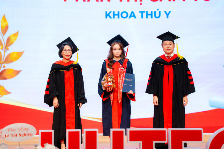 “Học tập suốt đời và không ngừng phát triển năng lực ngoại ngữ” 84