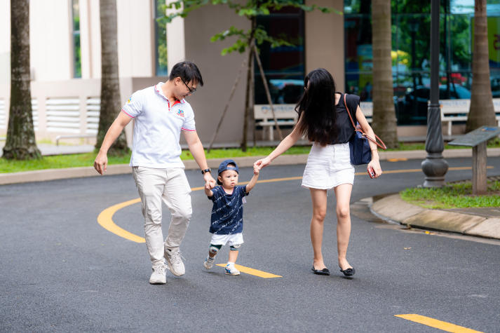 [Video] Sôi động, gắn kết và bùng nổ tại Hội thao Cán bộ - Giảng viên - Nhân viên HUTECH 2025 191