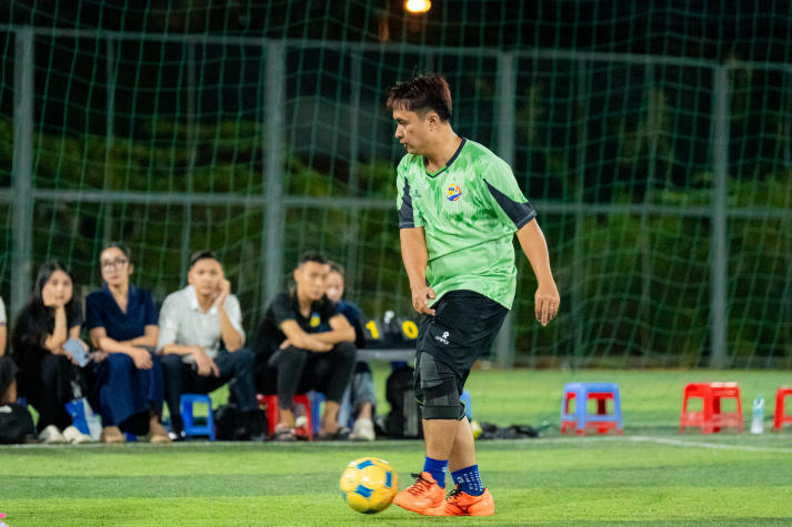 [Hội thao CB-GV-NV HUTECH 2025]: Bóng đá nam khép lại vòng bảng, lộ diện những tấm vé vào Tứ kết 79