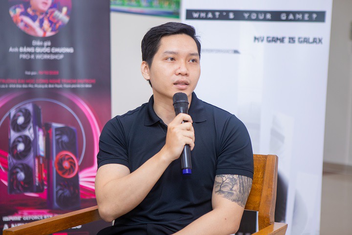 Tân sinh viên Khoa Truyền thông & Thiết kế được chuyên gia tư vấn thiết bị học tập và trải nghiệm công nghệ 35