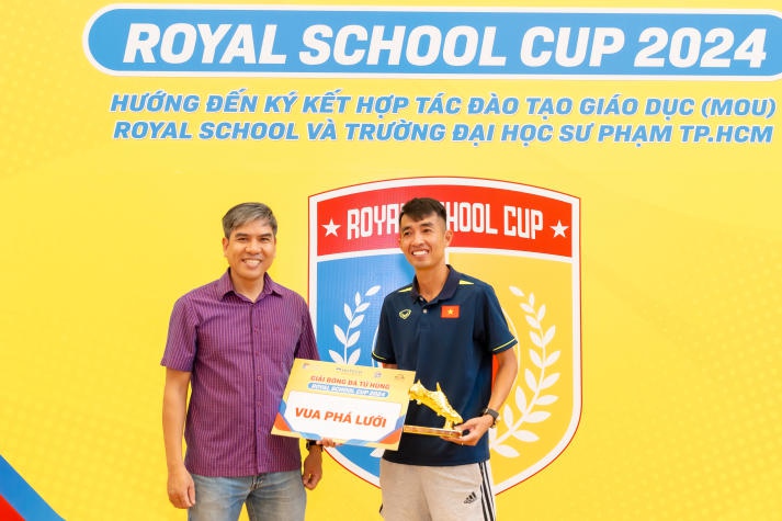 HUTECH lên ngôi Vô địch Giải bóng đá Tứ Hùng Royal School Cup 2024 181