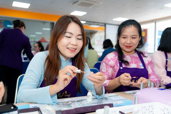 Rạng rỡ khí chất phái đẹp HUTECH: Từ tri thức tỏa sáng đến tấm lòng nhân ái 106