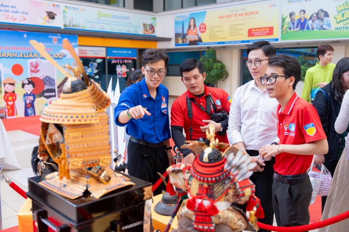 [Video] Sinh viên HUTECH hào hứng trải nghiệm Ngày hội giao lưu văn hóa Việt - Nhật 2024 200