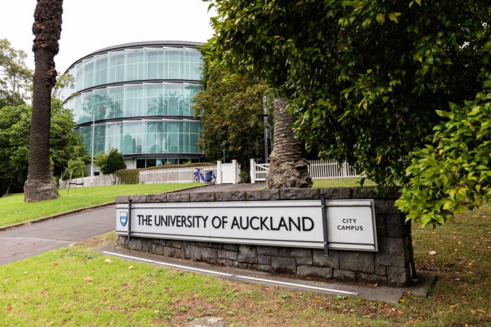 HUTECH chính thức tuyển sinh Chương trình Cử nhân chuyển tiếp quốc tế Đại học Auckland (New Zealand) 9