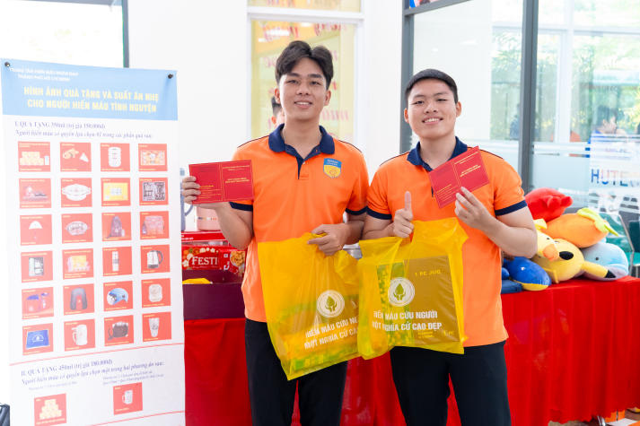 Tuổi trẻ HUTECH lan tỏa yêu thương qua Ngày hội Hiến máu tình nguyện trong Tháng thanh niên 2026 106