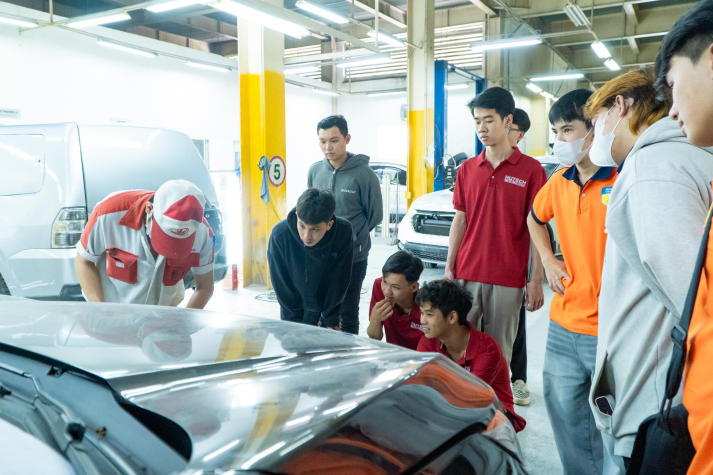 [Video] Kỹ thuật đỉnh cao - Ý tưởng táo bạo: Loạt sản phẩm của sinh viên HUTECH gây sốt 165