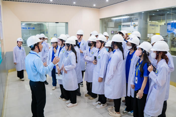[Video] Sinh viên HUTECH học được gì từ những chuyến tham quan thực tế doanh nghiệp? 67