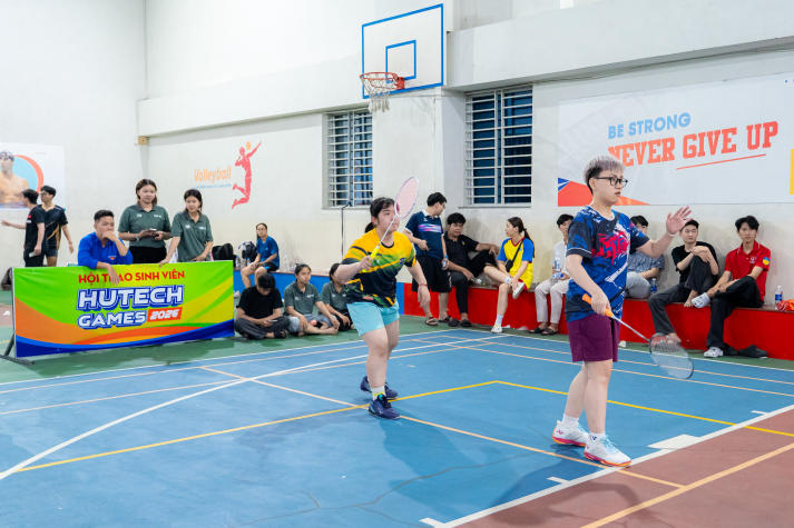 [HUTECH Games 2026]: Bùng nổ trí tuệ và tốc độ tại ngày thi đấu Cờ vua, Cờ tướng và Cầu lông 120