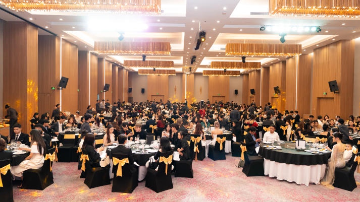 Sinh viên Quan hệ công chúng HUTECH tự tay tổ chức sự kiện cao cấp với hàng loạt doanh nghiệp uy tín đồng hành 122