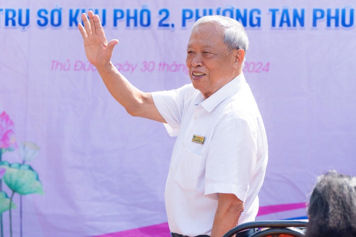 Mùa hè xanh HUTECH 2024: Khánh thành “Không gian văn hóa Hồ Chí Minh” tại phường Tân Phú (TP. Thủ Đức) 130