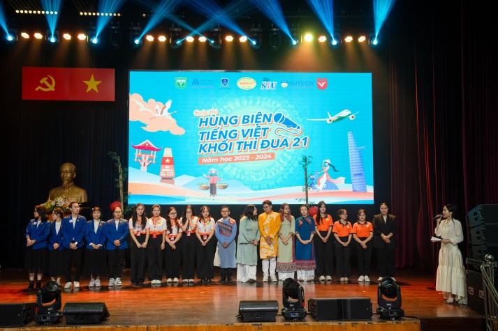 Sinh viên HUTECH lên ngôi Quán quân Cuộc thi “Hùng biện tiếng Việt” Khối thi đua 21 năm học 2023-2024 73