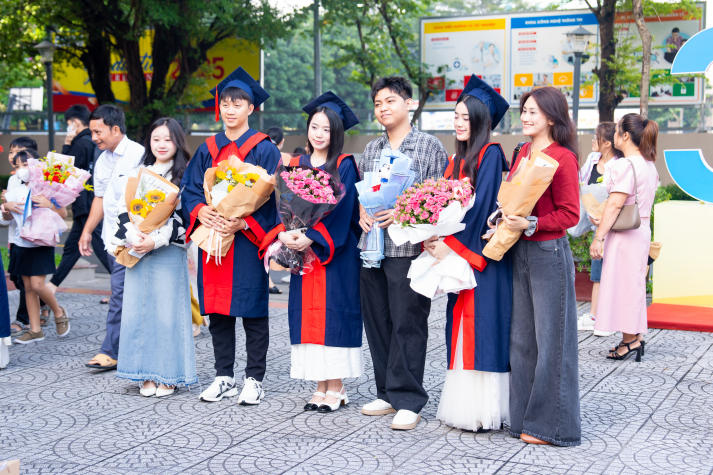 [Video] Từ sàn đấu đến lễ vinh danh: Câu chuyện bản lĩnh của tân khoa HUTECH Nguyễn Phạm Vĩnh Khang 132