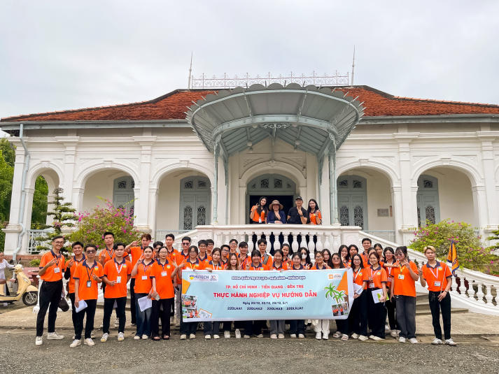 Sinh viên Quản trị dịch vụ du lịch và lữ hành học bằng trải nghiệm qua hành trình miền Tây sông nước 39