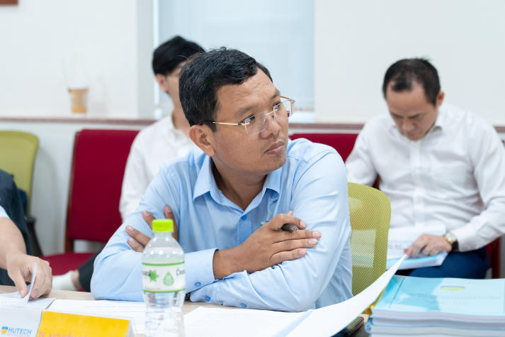 Nhiều giải pháp cho hệ thống điện thông minh tại buổi bảo vệ luận văn/đề án Thạc sĩ ngành Kỹ thuật điện 64