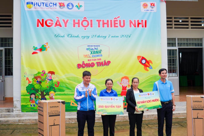 Chiến dịch Mùa hè xanh HUTECH 2024 tại mặt trận tỉnh khép lại thành công rực rỡ 139