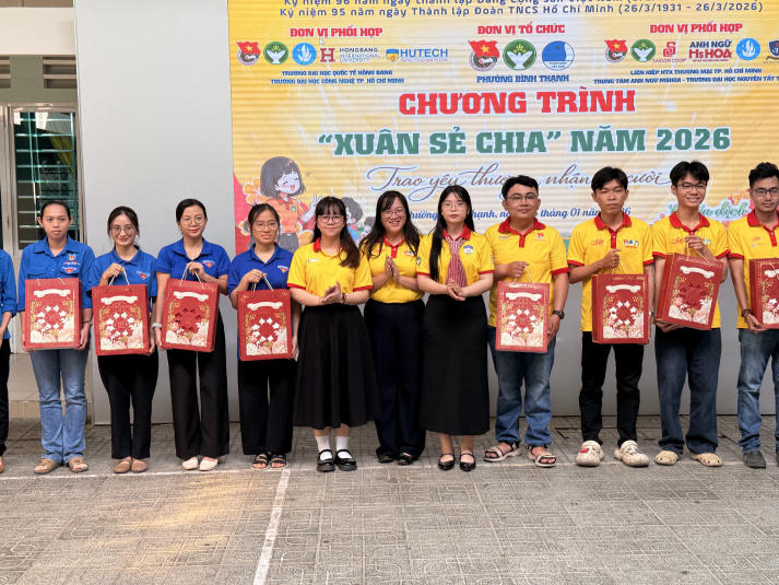 Sinh viên Khoa Điều dưỡng - Kỹ thuật y học và dấu ấn Xuân tình nguyện gắn với chăm sóc sức khỏe cộng đồng 105