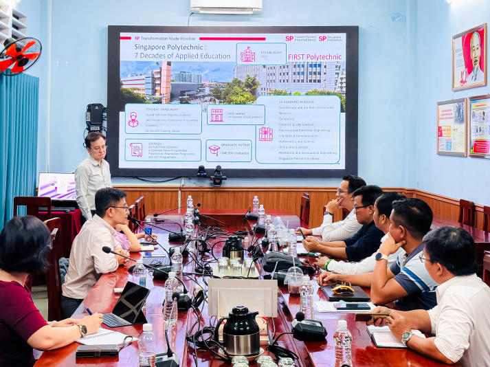 HUTECH và Singapore Polytechnic trao đổi phương án đưa sáng kiến sinh viên vào thực tiễn tại LeX+ 2027 47
