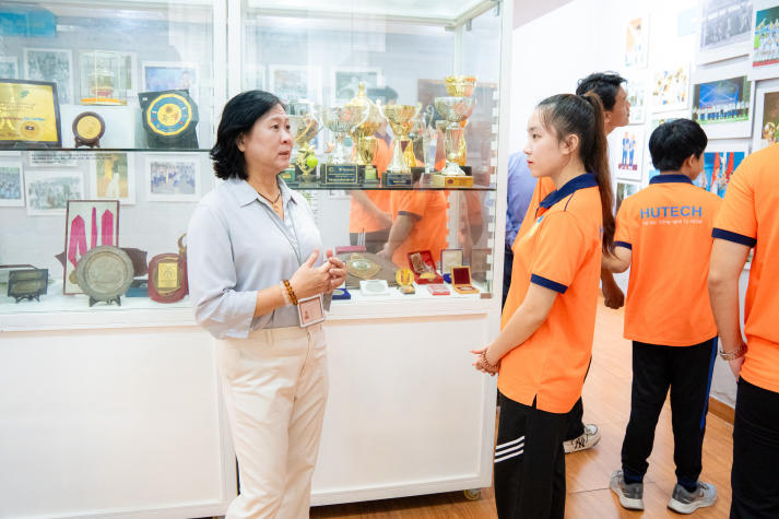 Tìm hiểu môi trường chuyên nghiệp tại Trung tâm Huấn luyện và Thi đấu TDTT TP.HCM cùng sinh viên Quản lý thể dục thể thao 29