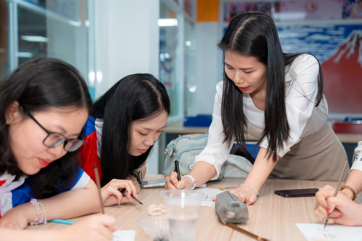 [Video] Sinh viên Khoa Nhật Bản học giao lưu văn hóa, học tập cùng sinh viên Đại học Hosei 96