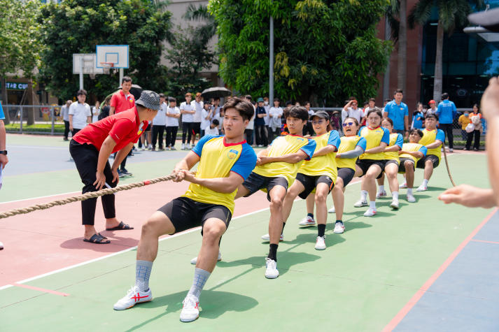 Bản lĩnh làm nền, sáng tạo làm chất - Sinh viên HUTECH nổi bật trên mọi đấu trường tài năng 150