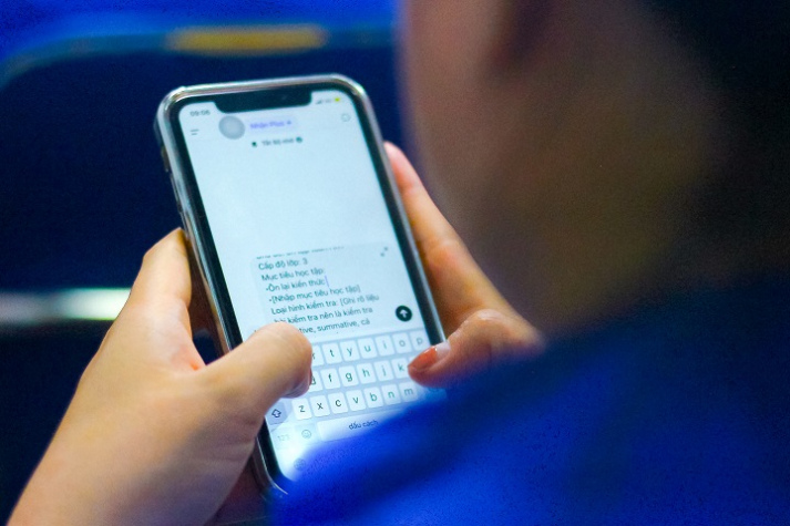 TS. Hà Minh Tuấn - Phó Viện trưởng VJIT tập huấn sử dụng AI cho Cán bộ - Giáo viên - Công nhân viên ngành Giáo dục phường Thạnh Mỹ Tây 46