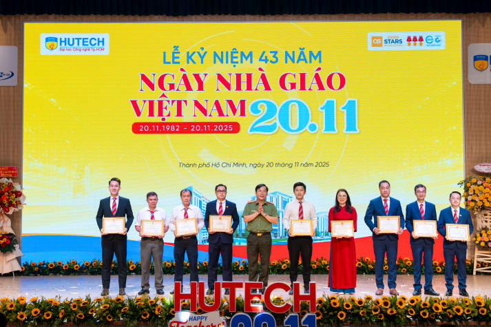 [Video] HUTECH long trọng công bố xếp hạng QS Ranking trong dịp Tri ân Nhà giáo 20/11 168