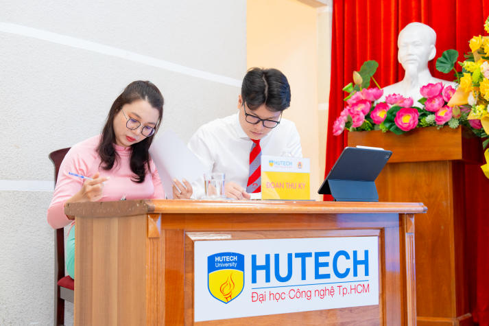 Hội nghị Đại biểu Người lao động 2025 HUTECH: Kết nối, chia sẻ, xây dựng tập thể phát triển vững mạnh 46