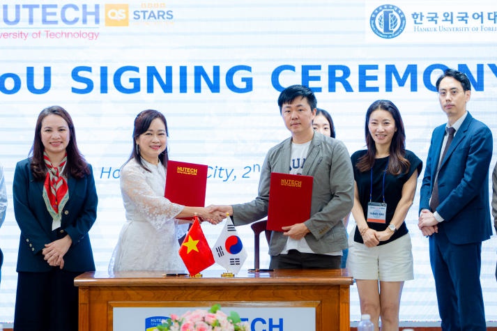 HUTECH and Hankuk University of Foreign Studies (Korea) signed MoU 144