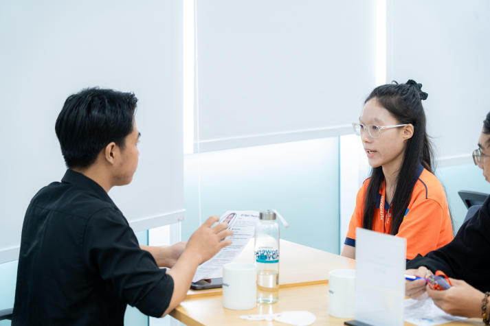 Sinh viên Khoa Tiếng Anh HUTECH chinh phục nhà tuyển dụng quốc tế tại Concentrix 18