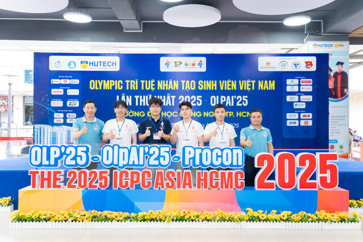 Nhiều tài năng công nghệ trẻ trong và ngoài nước đến HUTECH, đăng ký nhập cuộc Kỳ thi OLP, OlpAI, Procon, ICPC 2025 65