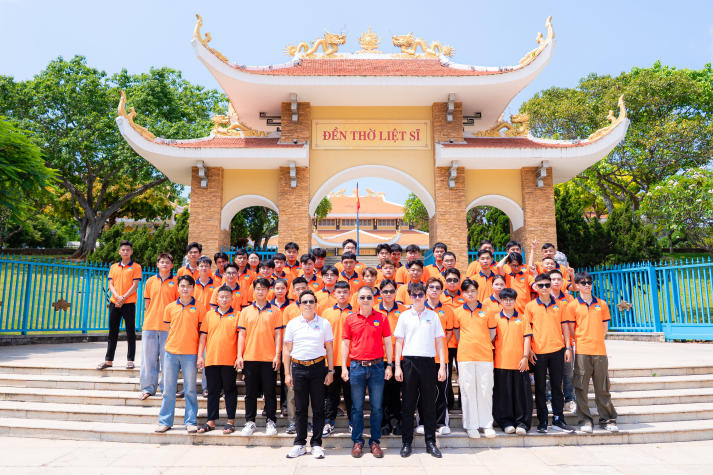 [Ảnh] Sinh viên Viện Văn hóa - Nghệ thuật - Thể thao trải nghiệm thực tiễn học phần Du lịch thể thao tại Vũng Tàu 9