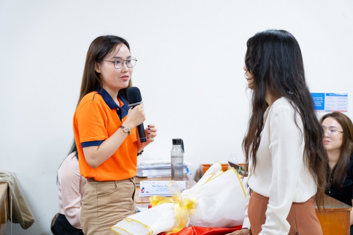 Sinh viên Khoa Hàn Quốc học nắm bắt tiềm năng phát triển trong lĩnh vực biên phiên dịch và giảng dạy tiếng Hàn 41