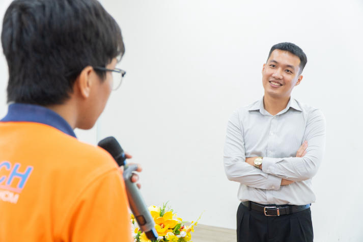 Chinh phục tiếng Anh, sinh viên Khoa Luật vững hành trang hội nhập 69