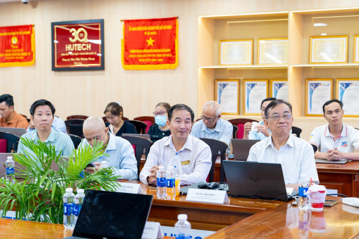 Đón đầu kỷ nguyên số: HUTECH thúc đẩy ứng dụng AI trong giảng dạy, đào tạo và nghiên cứu khoa học 61