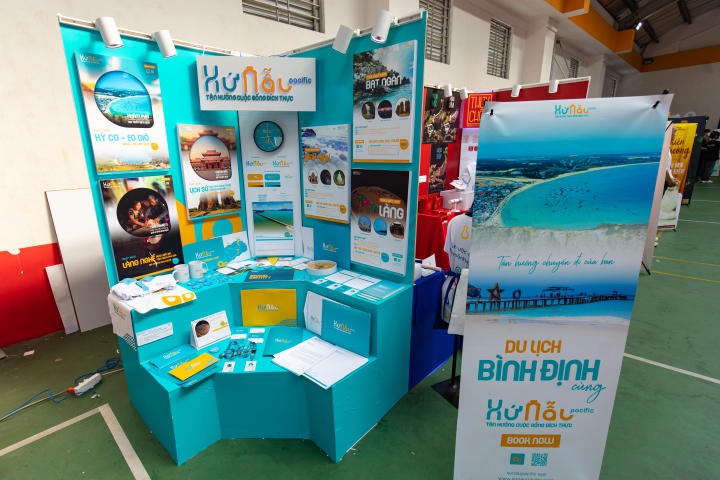 “Choáng ngợp” với loạt đồ án tốt nghiệp ấn tượng của sinh viên ngành Thiết kế đồ họa HUTECH 62