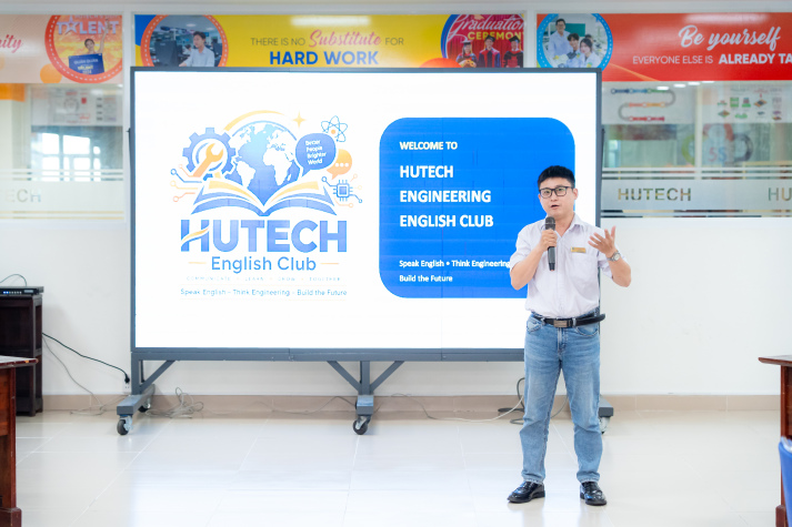 Sinh viên Trường Kỹ thuật HUTECH mở rộng hành trình khám phá công nghệ cùng loạt sân chơi mới 78