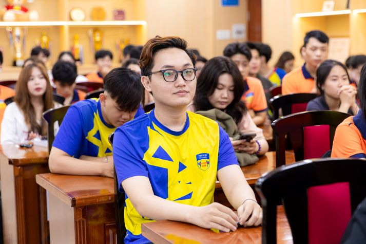 HUTECH-ers cập nhật kỹ năng quản lý truyền thông và xây dựng thương hiệu trong thời đại AI 80
