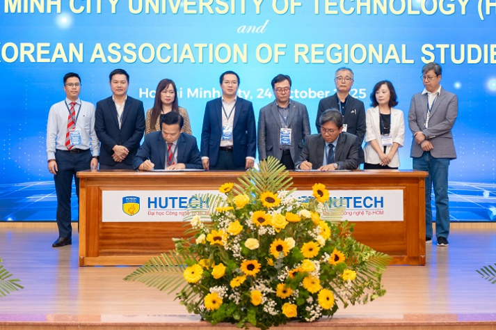 VKIT international conference presents sustainable solutions for community development and digital transformation 77