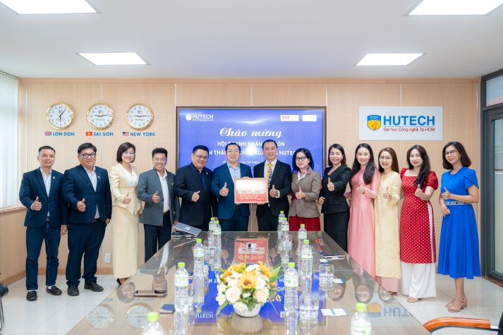 HUTECH chào đón Hội Doanh nhân Sài Gòn đến thăm và chúc Tết 65