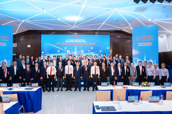 HUTECH ký kết MOU với Công ty QTSC, kiến tạo hệ sinh thái nhân tài số gắn với thực tiễn phát triển công nghệ 42