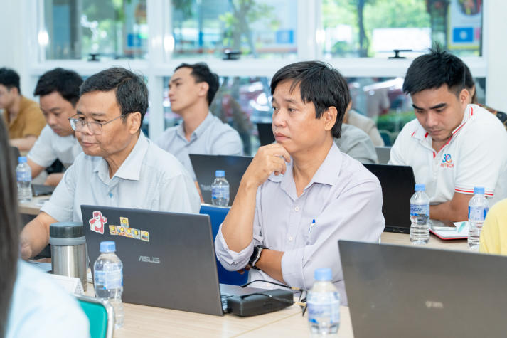 Giảng viên HUTECH tiếp cận phương pháp giảng dạy, đánh giá người học thời AI 138
