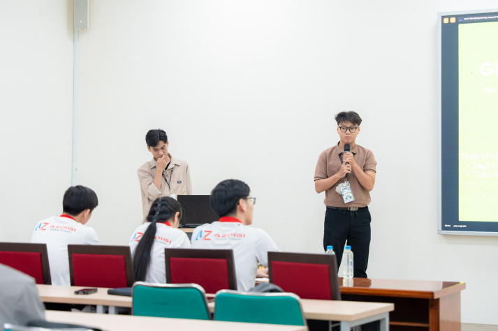 [Video] Chuyện kể bằng website: IT-ers HUTECH truyền cảm hứng tại My First Website 2025 40