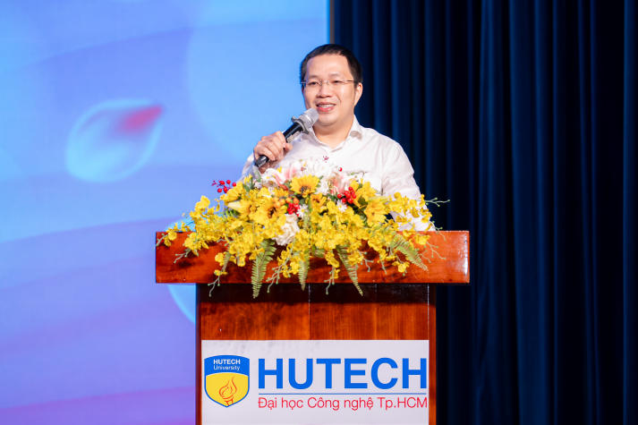 [Video] HUTECH trao gửi yêu thương, chăm sóc sức khỏe nữ CB-GV-NV dịp 20/10 48