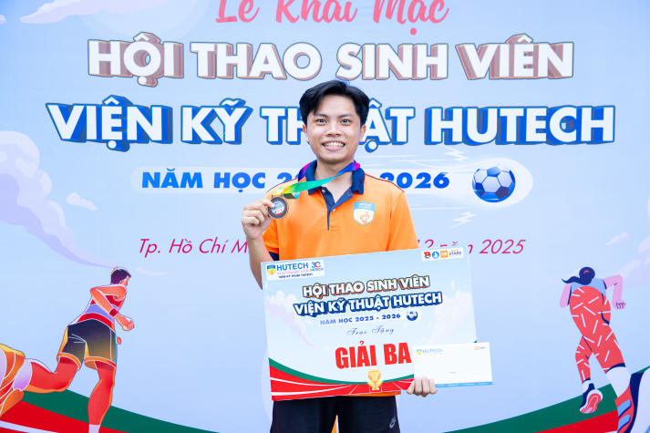 Sinh viên Viện Kỹ thuật khuấy động Hội thao 2025-2026 với tinh thần nhiệt huyết 63