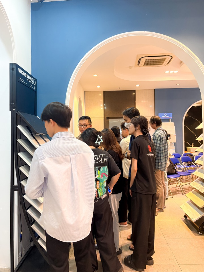 Nâng tầm tư duy thiết kế nội thất thực tiễn qua chuyến tham quan đến VICOSTONE 10