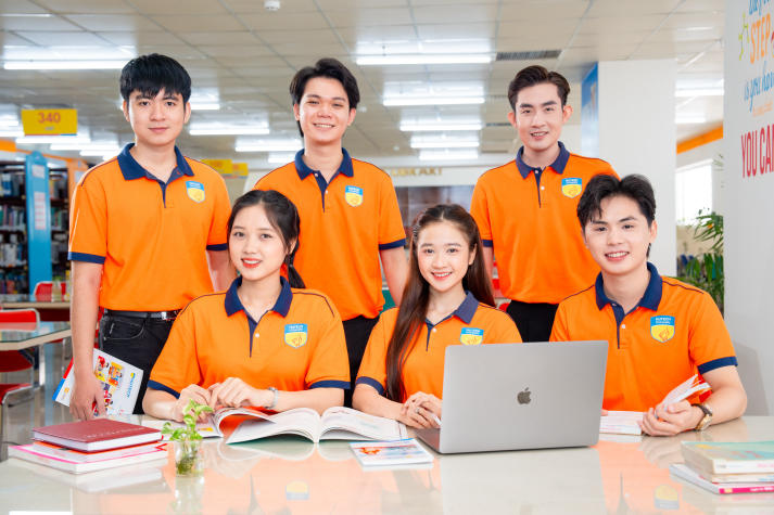 Tuyển sinh Đại học 2027: HUTECH đa dạng ngành học, mở rộng cơ hội lựa chọn cho thí sinh 12