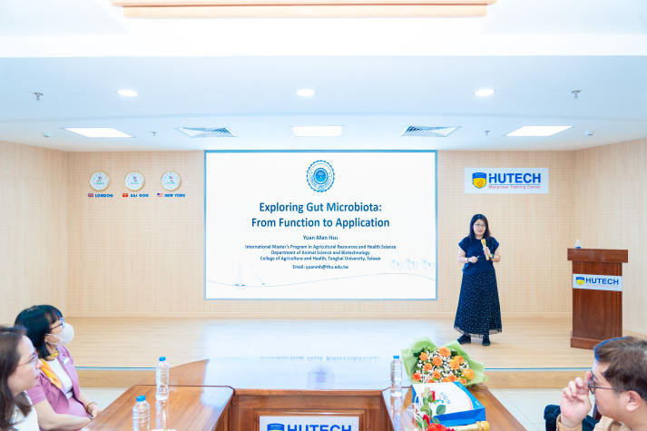 Veterinary Medicine and Animal Husbandry students uncover gut microbiota mysteries with Tunghai University Professor 19